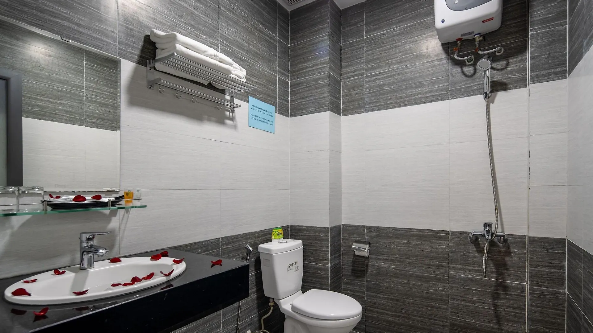 Bamboo Hotel Da Nang Vietnam